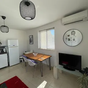  Apartment Simons Minutes Away From Balluta Bay And St Julians Malta